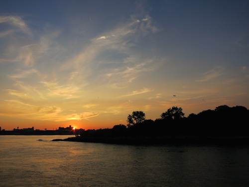 east river sunset nyc