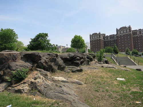 joyce kilmer park bronx nyc