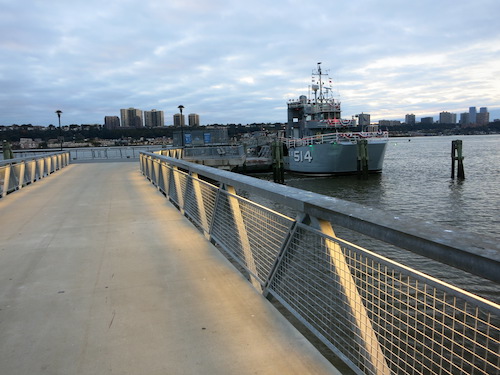 west harlem piers park manhattanville manhattan nyc